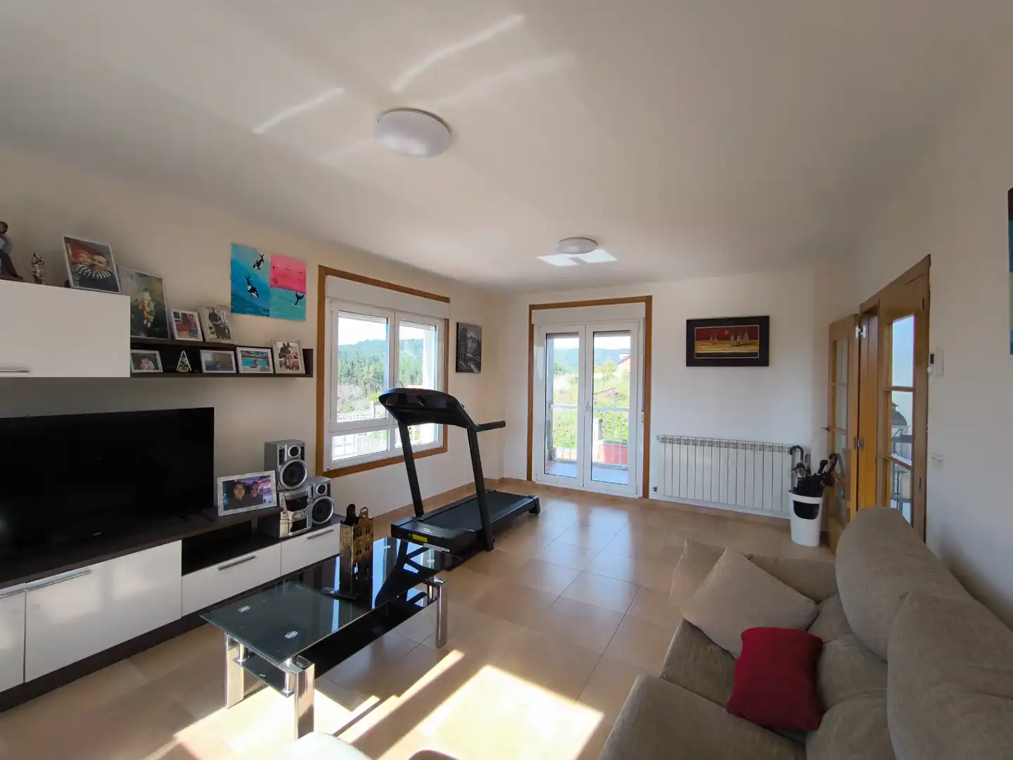 Sala de estar de Casa o chalet en venta en Meis con Calefacción, Jardín privado y Parquet