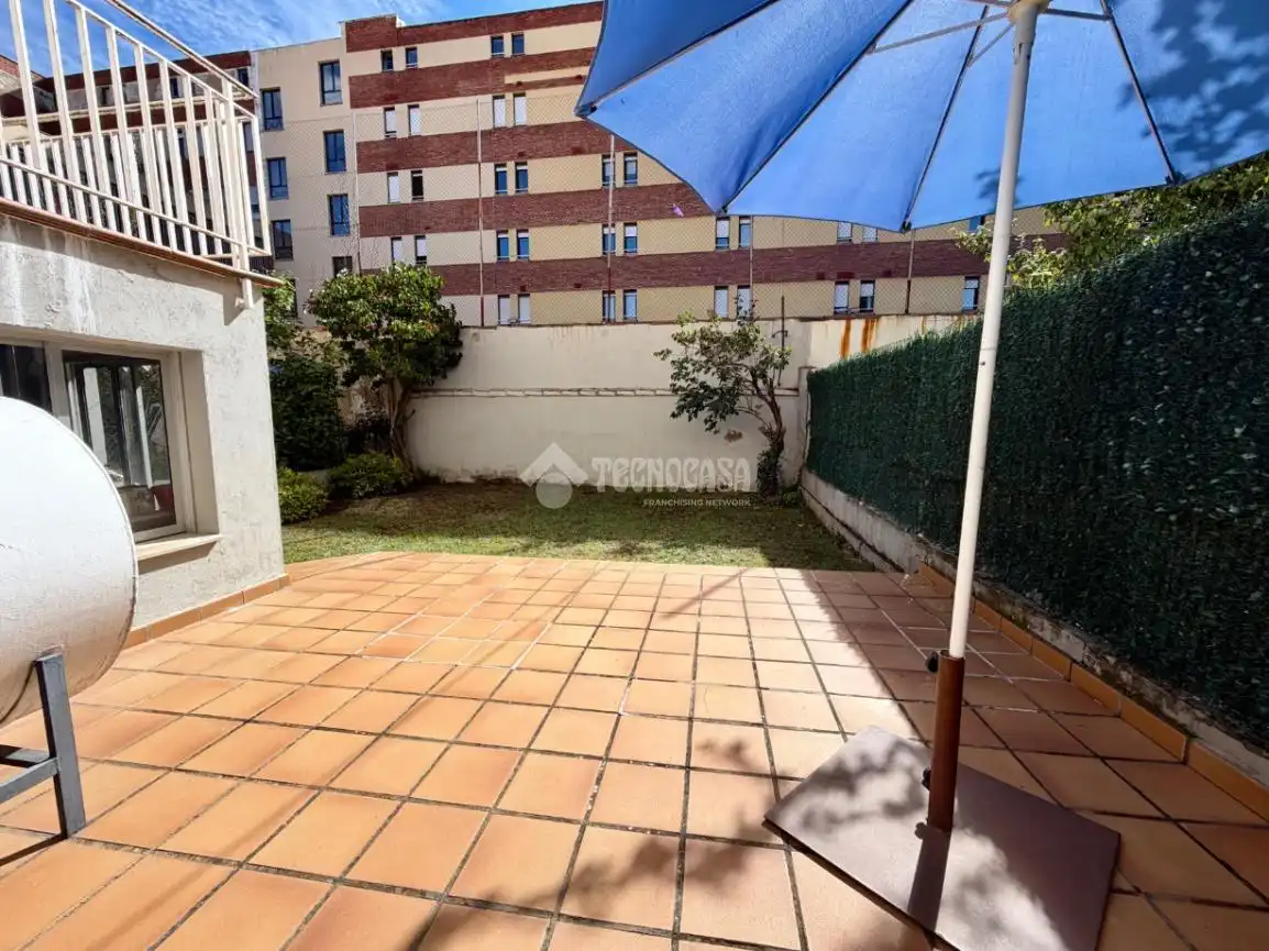 Jardí de Pis en venda en León Capital 