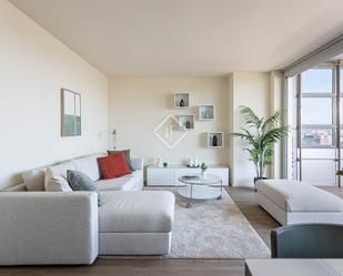 Sala d'estar de Pis en venda en  Barcelona Capital amb Aire condicionat, Calefacció i Parquet