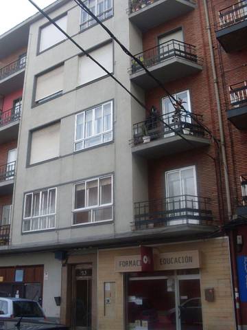 Piso en Venta en Calle de Cipriano de la Huerga en San Claudio - La Chantría