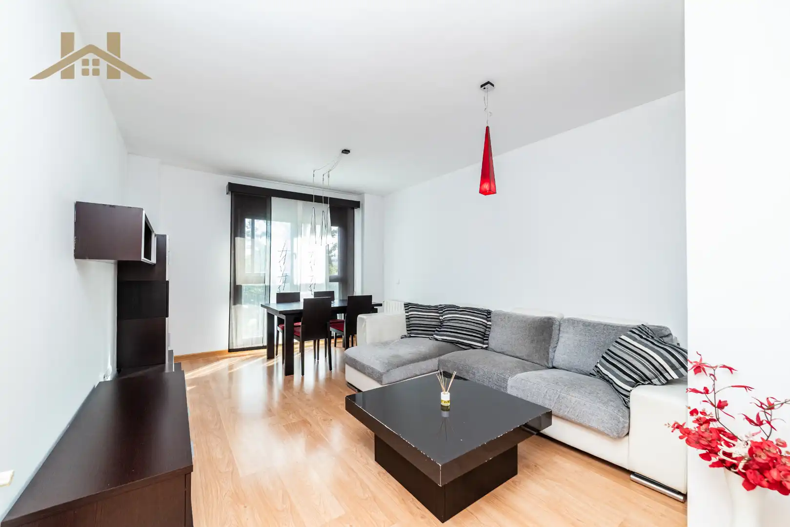 Wohnzimmer von Wohnung zum Verkauf in Pinto mit Klimaanlage, Heizung und Abstellraum