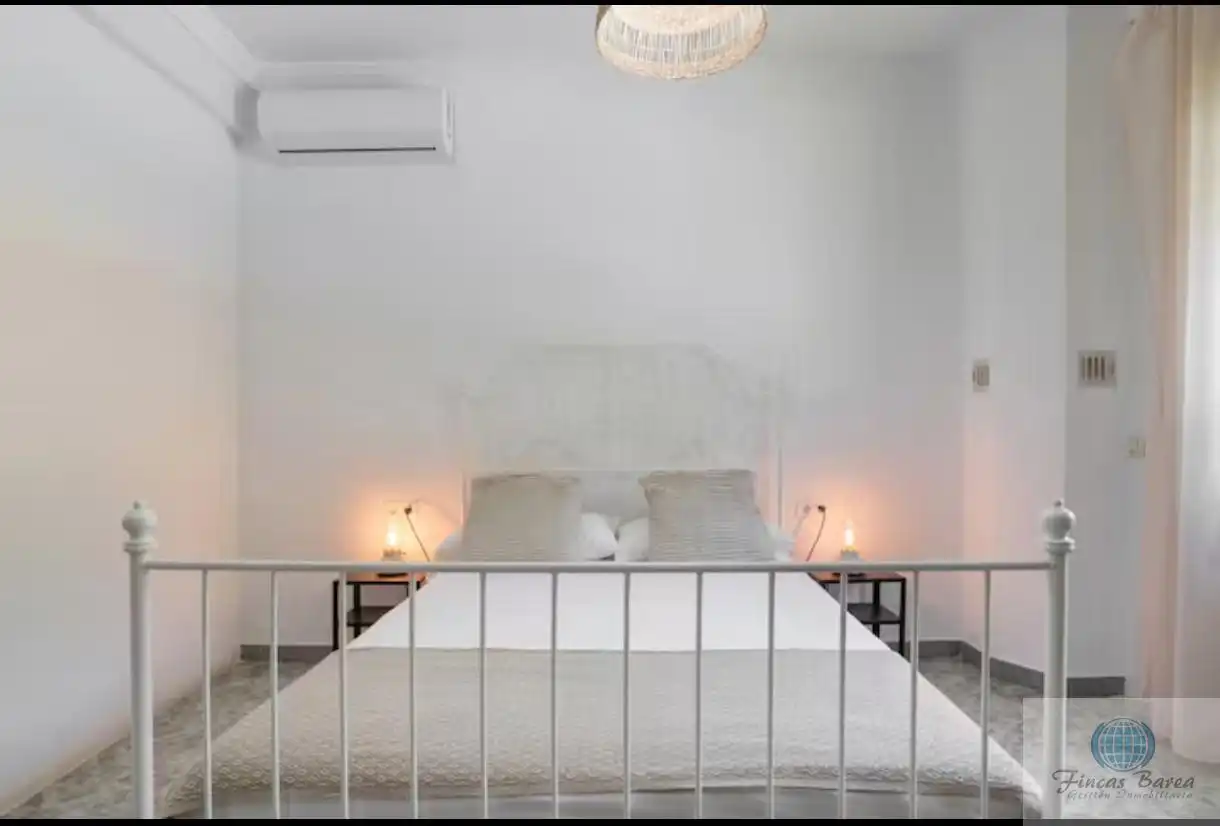 Habitación de Finca rústica en venta en Montecorto con Aire acondicionado, Terraza y Trastero
