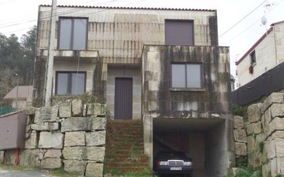 Vista exterior de Casa o xalet en venda en Soutomaior amb Balcó