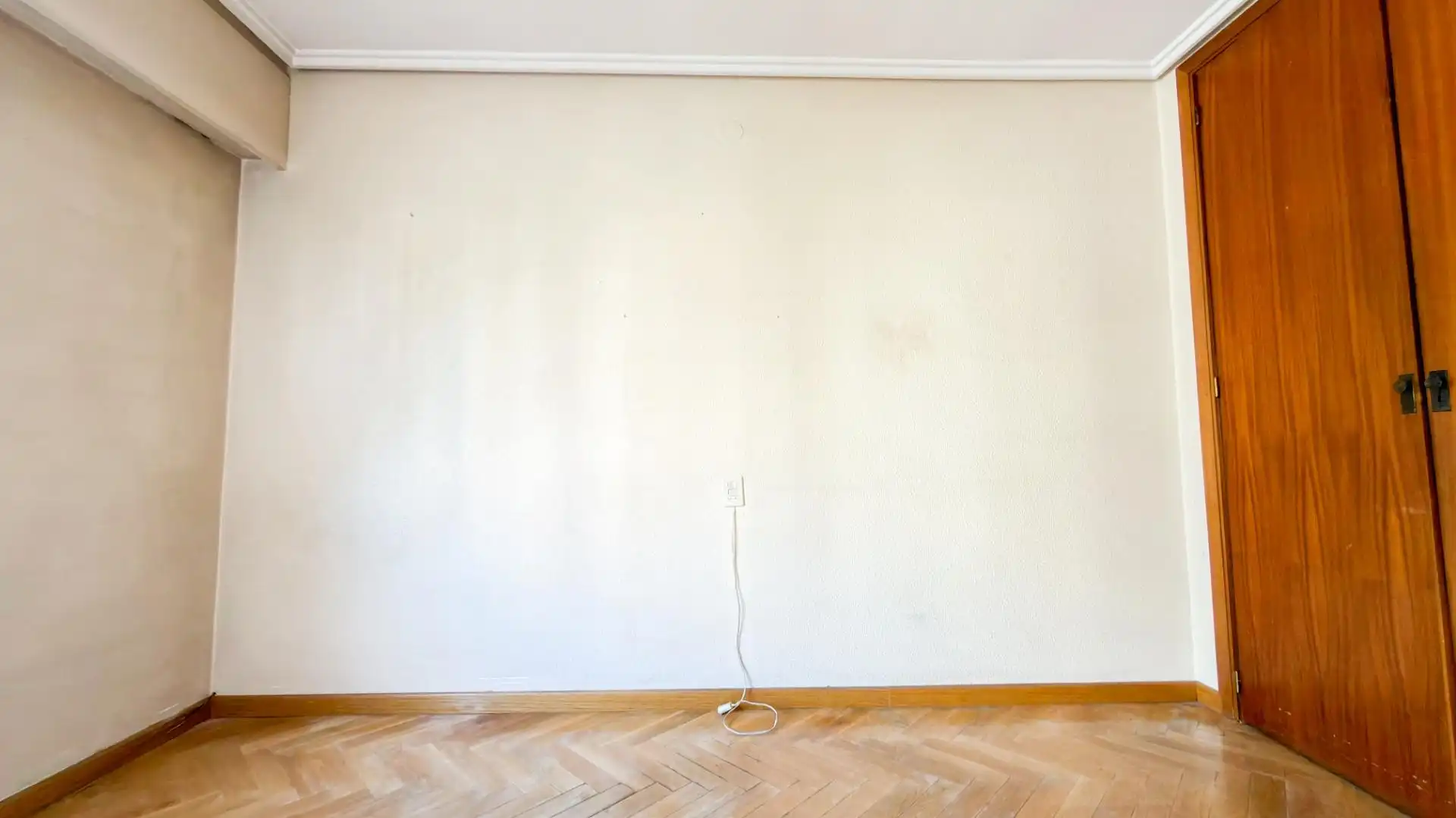 Schlafzimmer von Wohnung zum Verkauf in Valencia mit Klimaanlage, Heizung und Parkett