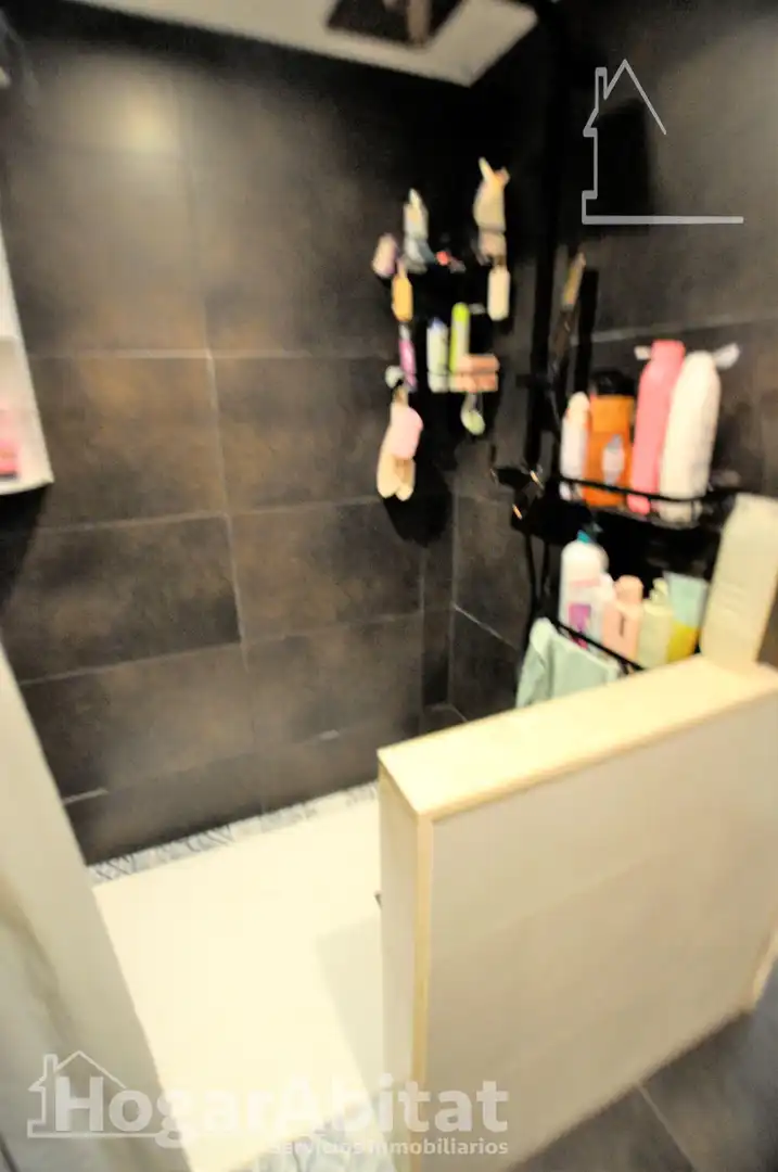 Baño de Piso en venta en Valencia con Terraza