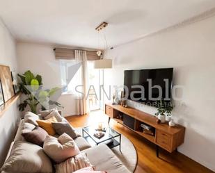 Sala d'estar de Pis en venda en Burgos Capital amb Parquet