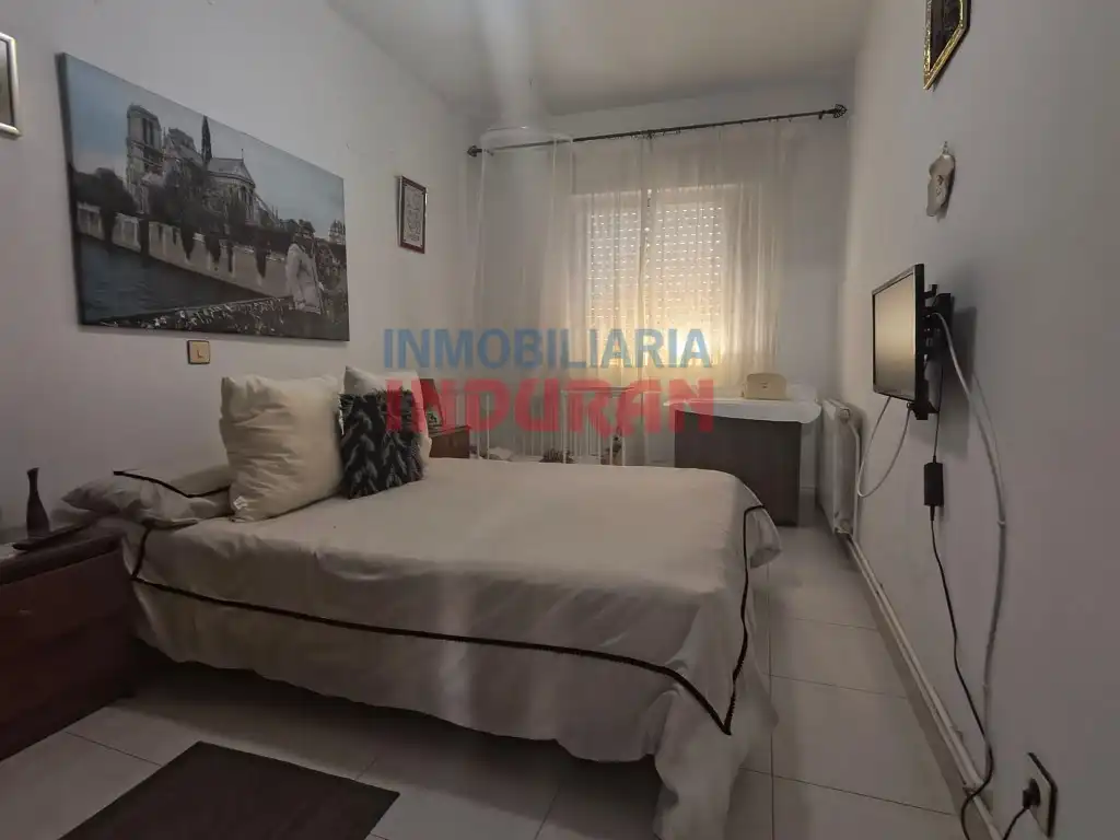 Dormitori de Casa o xalet en venda en Peraleda de San Román