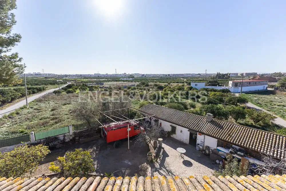 Vista exterior de Casa o chalet en venta en Paterna con Aire acondicionado, Calefacción y Jardín privado