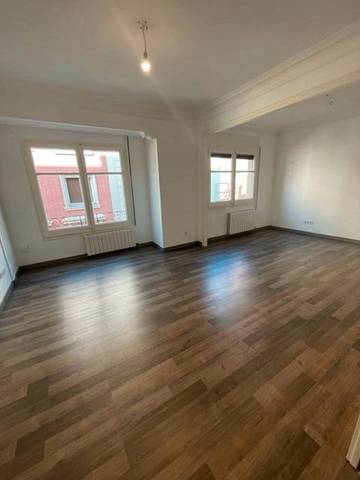 Piso en Alquiler en Carrer de Tavern en Sant Gervasi- Galvany