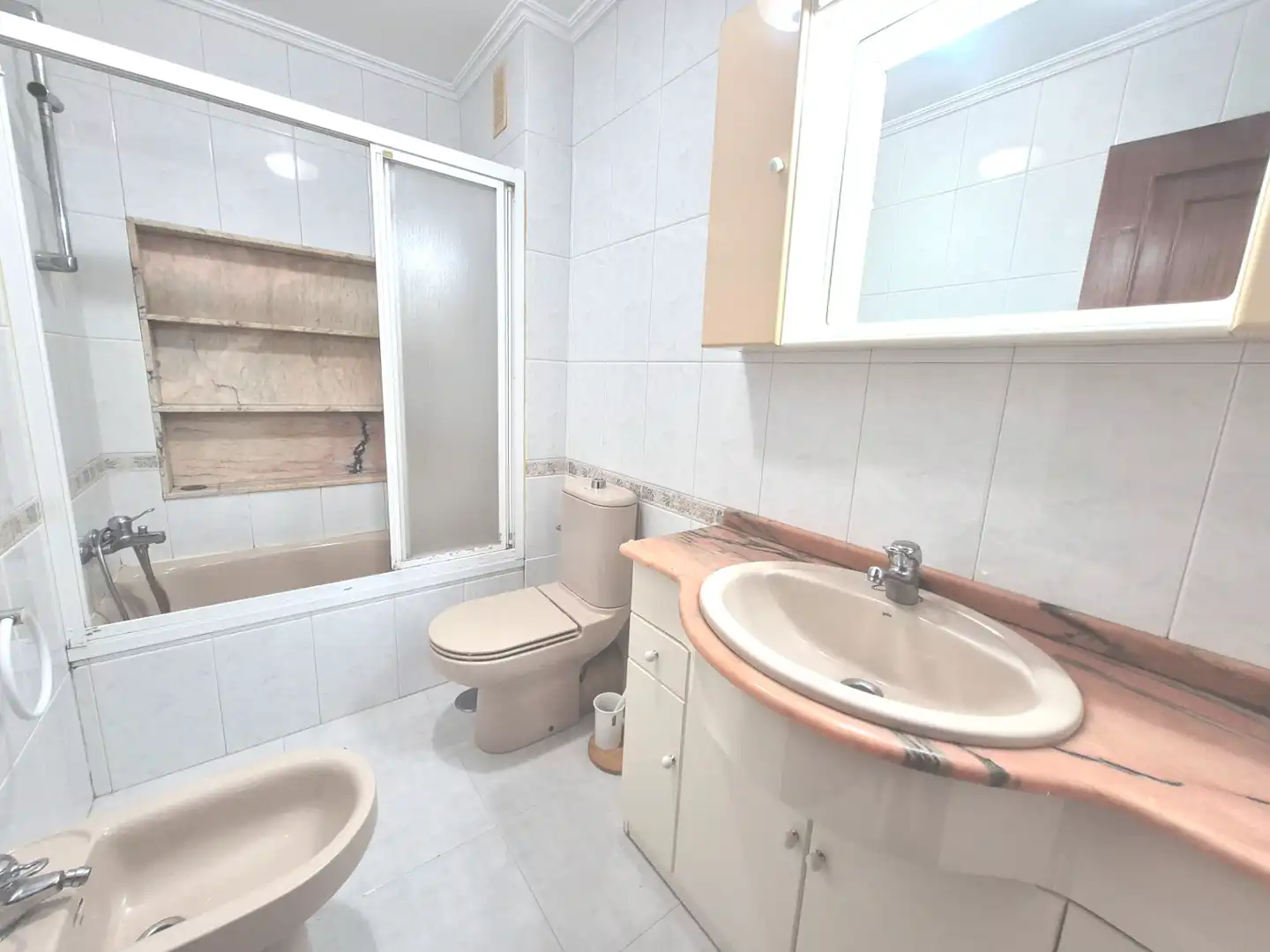Baño de Piso en venta en Narón con Trastero