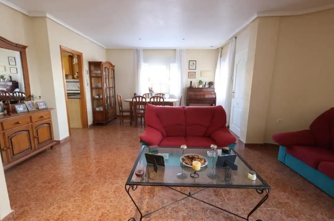 Sala de estar de Casa o chalet en venta en Torrevieja con Terraza, Piscina y Amueblado