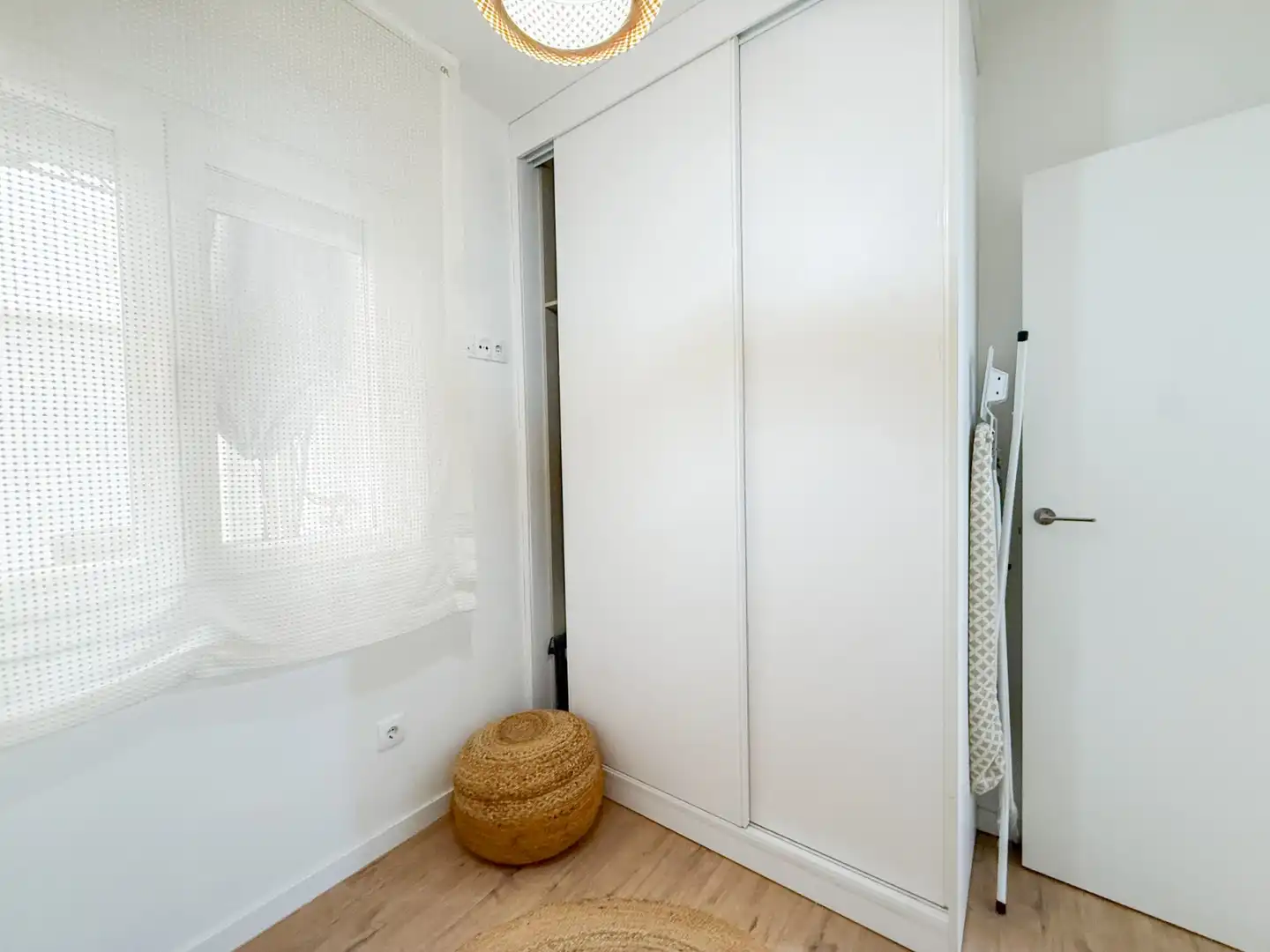 Habitación de Piso en venta en Águilas con Amueblado, Horno y Balcón