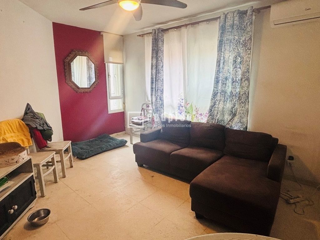 Living room of Flat for sale in  Madrid Capital  with Air Conditioner and Heating