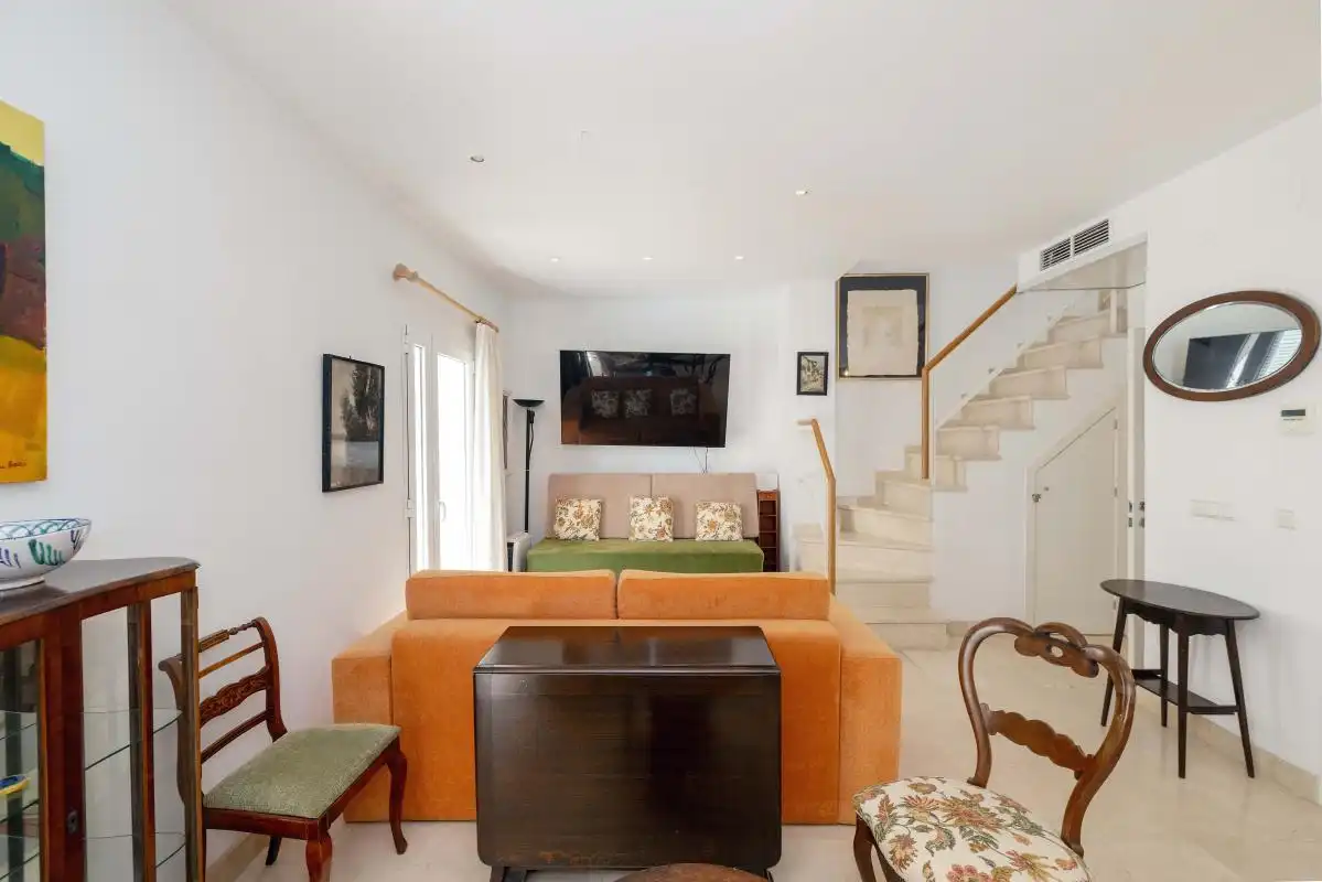 Sala de estar de Dúplex en venta en Sevilla con Calefacción, Terraza y Balcón