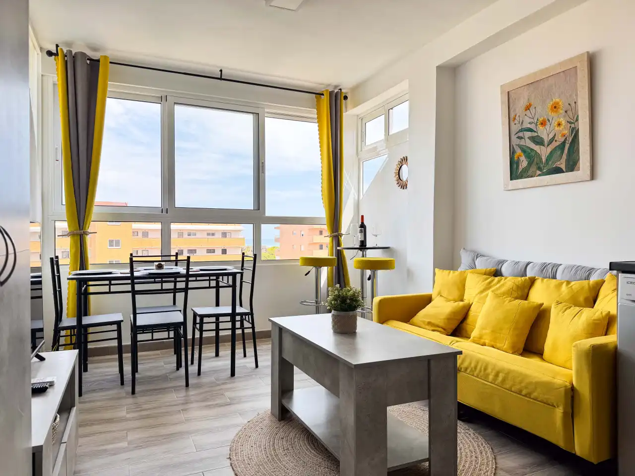Living room of Apartments for sale in Guardamar del Segura  with Heating, Swimming Pool and Furnished
