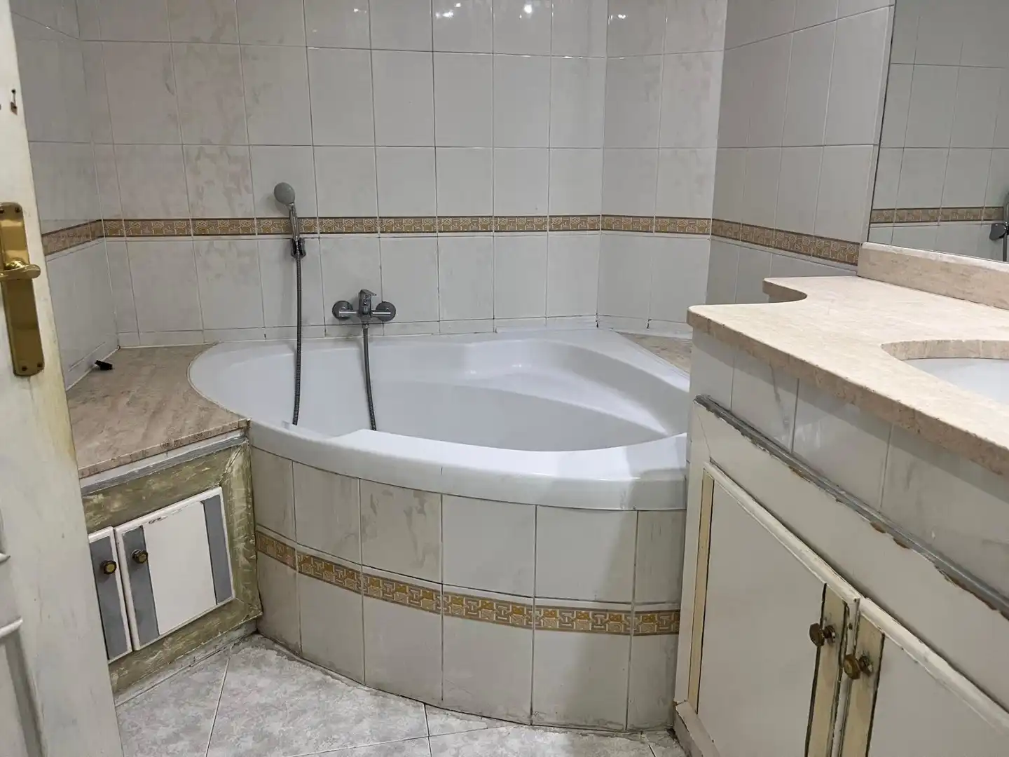 Bany de Dúplex en venda en Zaragoza amb Terrassa i Piscina