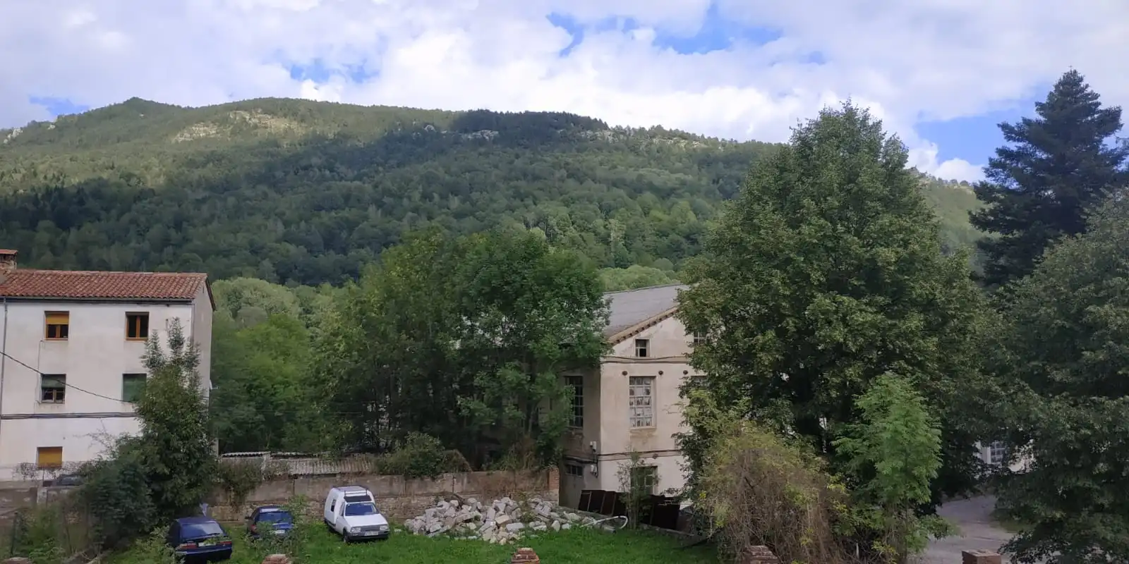 Vista exterior de Finca rústica en venta en Camprodon con Terraza y Balcón