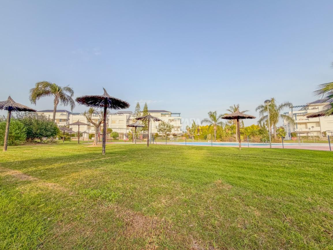 Garden of Flat for sale in Rota  with Air Conditioner, Terrace and Storage room