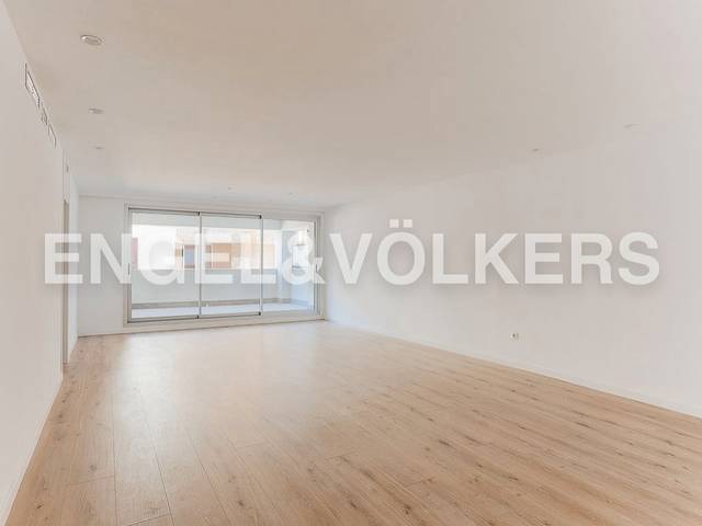 Apartamento en Venta en Parque Ribalta - Plaza de Toros