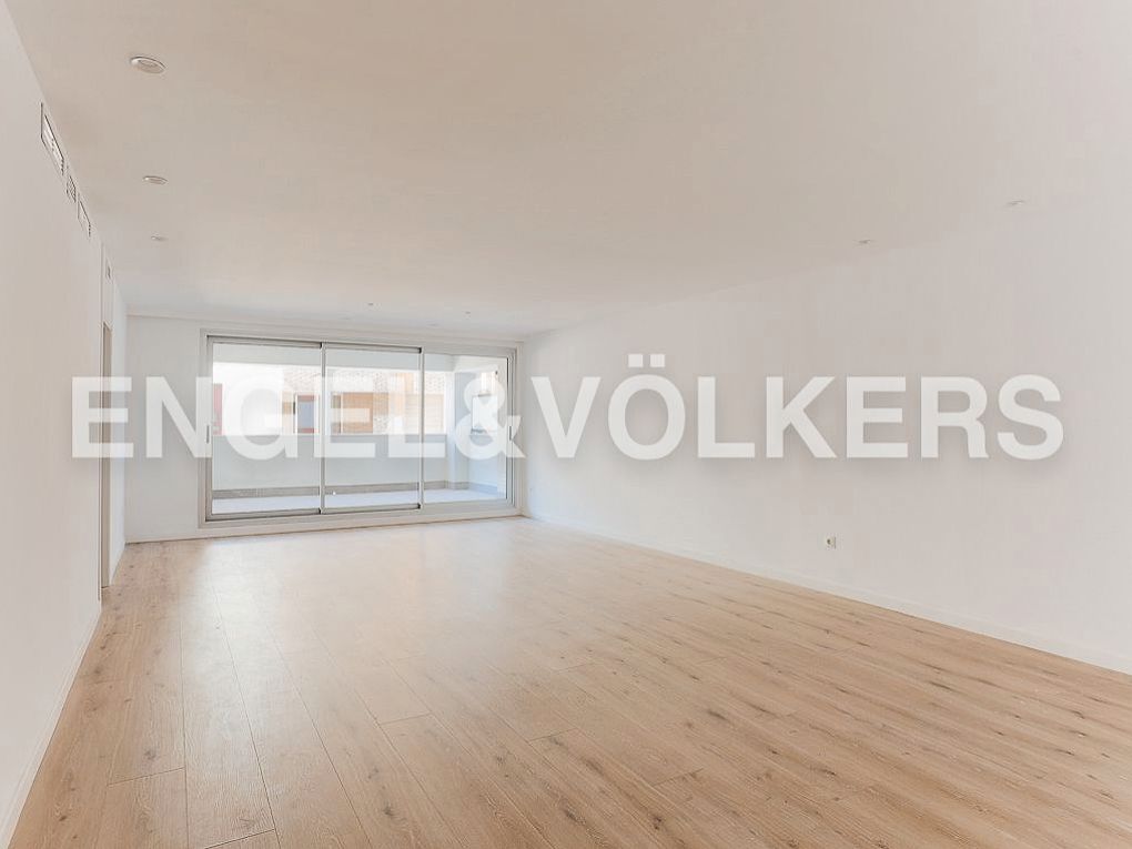 Sala d'estar de Apartament en venda en Castellón de la Plana / Castelló de la Plana amb Aire condicionat, Calefacció i Terrassa