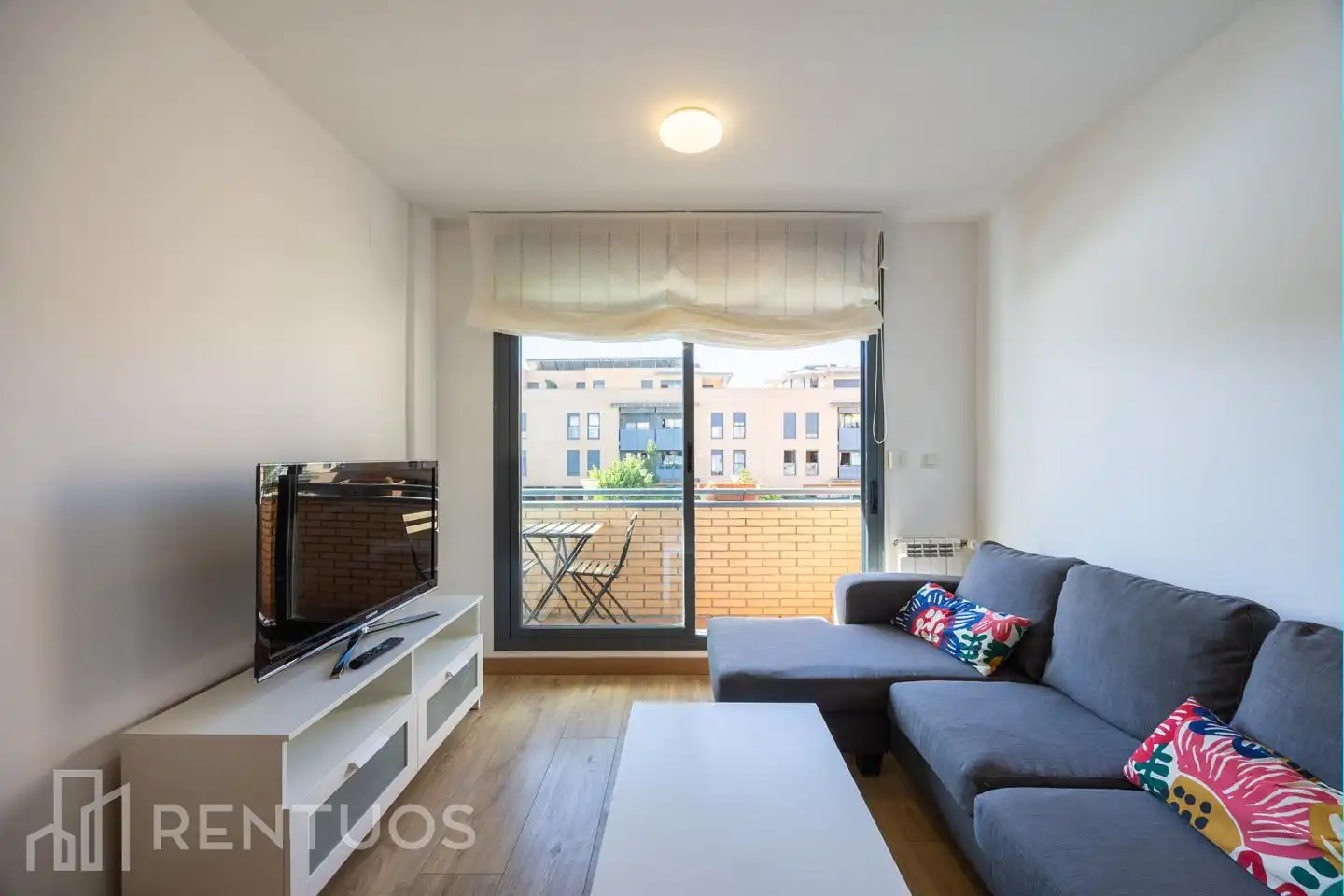 Appartamento con piscina in affitto a Calle Mercedes Formica, imagen 2