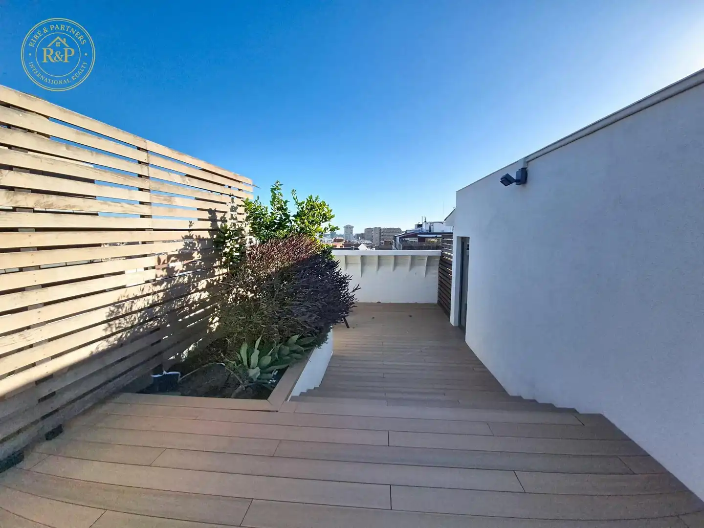 Terrace of Flat for sale in Barcelona  with Heating, Storage room and Swimming Pool