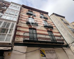 Vista exterior de Edifici en venda en Burgos Capital