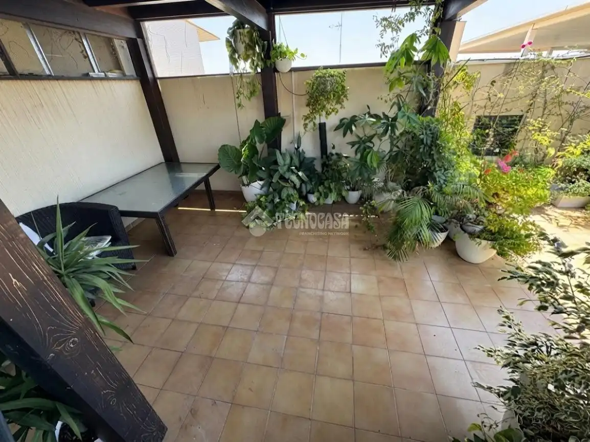 Terrassa de Pis en venda en Estepona amb Terrassa