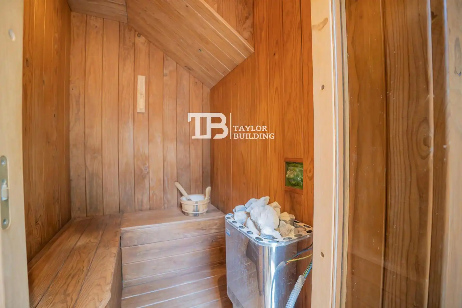 Bathroom of Houses for sale in Calvià  with Air Conditioner, Heating and Private garden