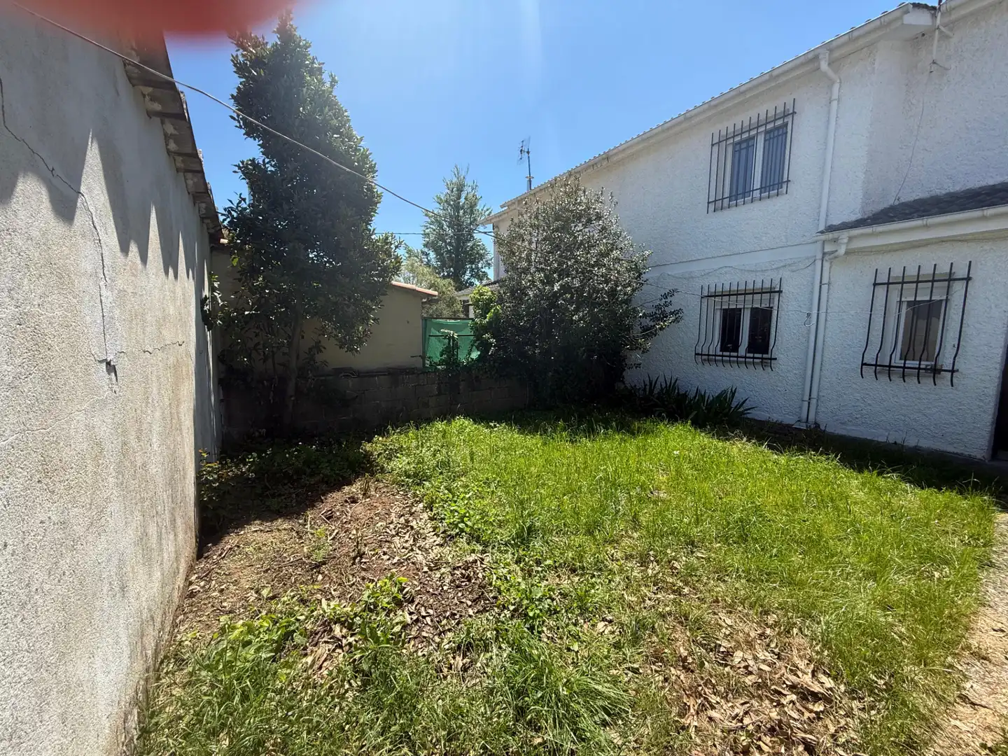 Casa adosada en venta en Boñar con Calefacción, Jardín privado y Parquet