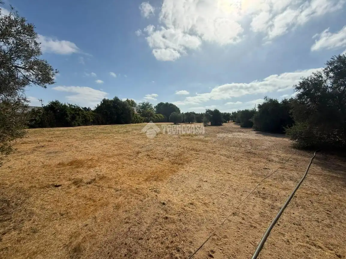 Country homes for sale in Arahal  with Swimming Pool