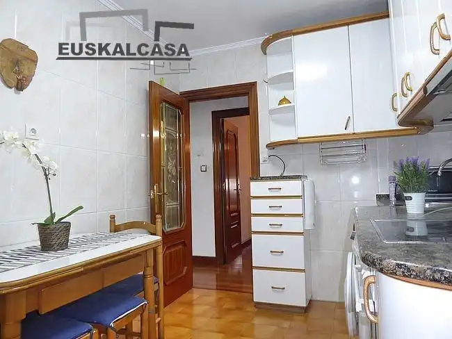 Piso con ascensor en venta en Basurtu - Zorrotza, imagen 3