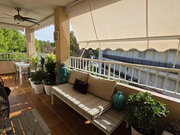Flat with balcony for sale in Calafat