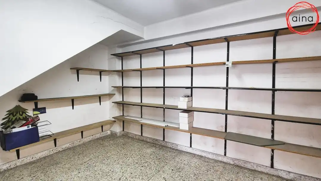 Local en venta en  Pamplona / Iruña con Aire acondicionado y Amueblado