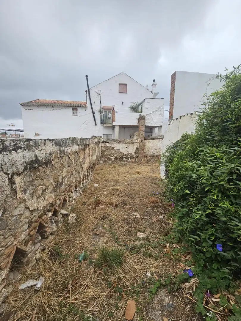 Residential for sale in Alozaina