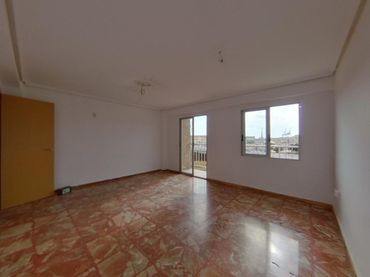 Wohnung zum Verkauf in C/ Río Cenia