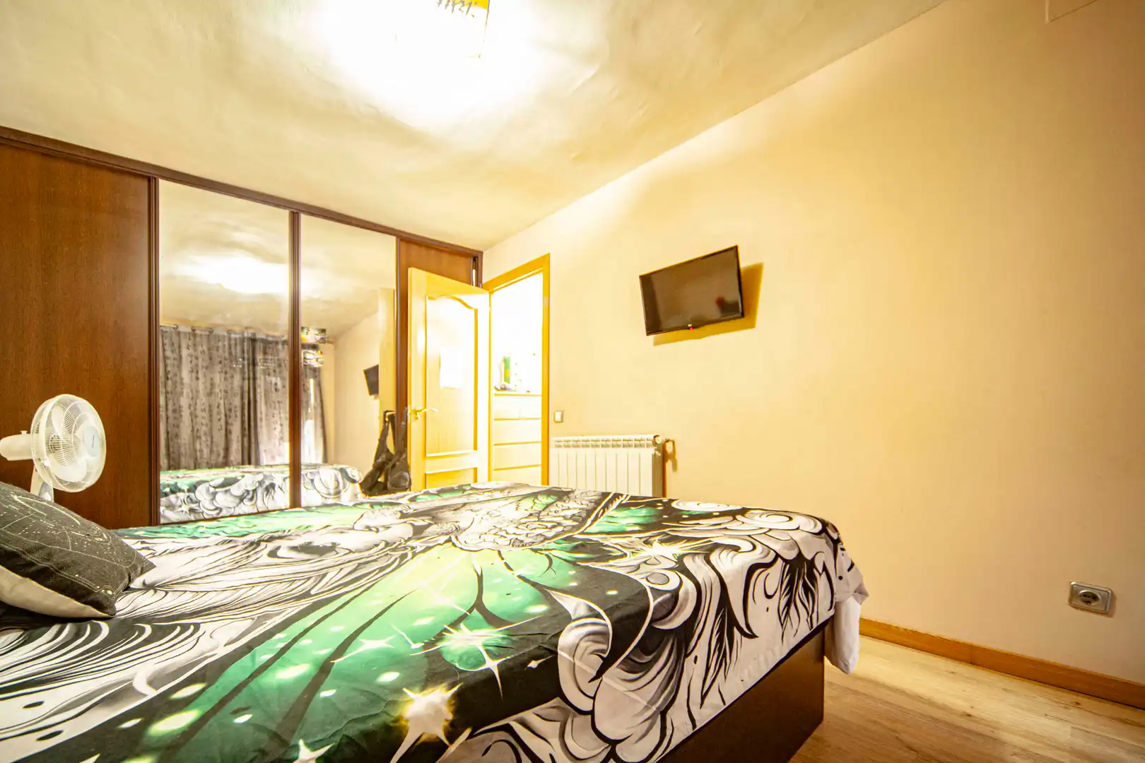 Bedroom of Flat for sale in Madrid  with Air Conditioner, Heating and Parquet flooring