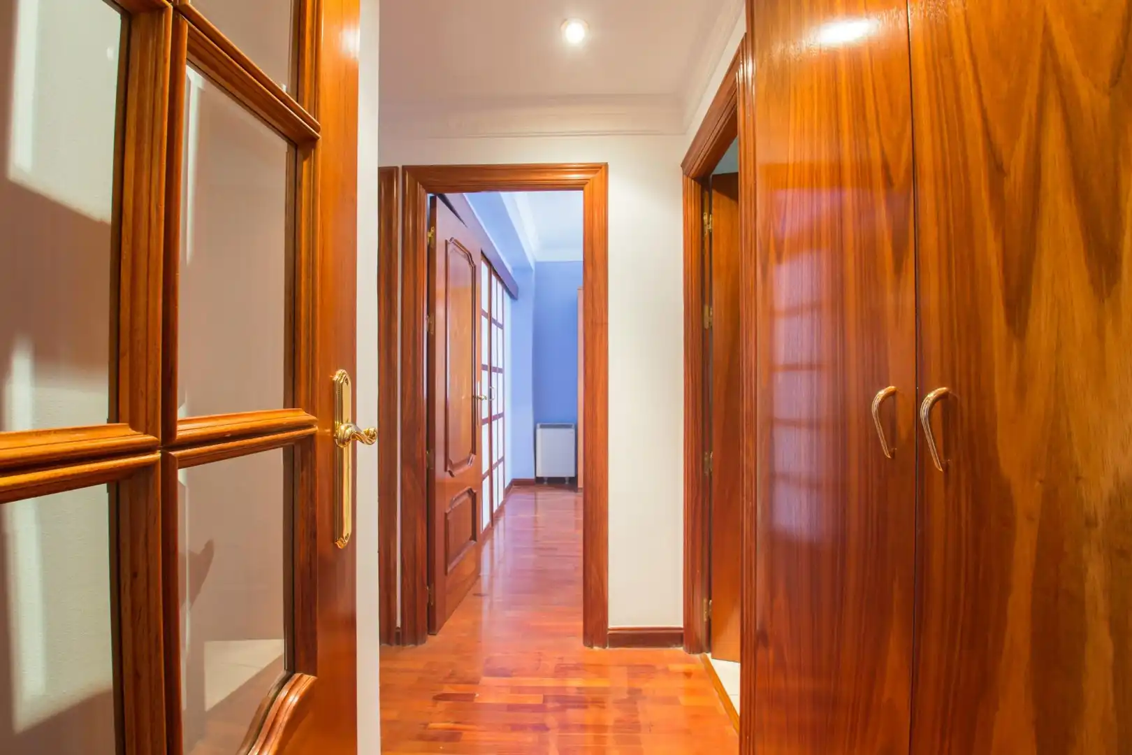 Flat for share in Granada  with Parquet flooring