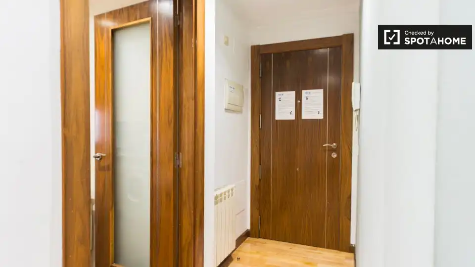 Flat for rent in Adelfas