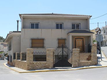 Maison à vendre à Oria