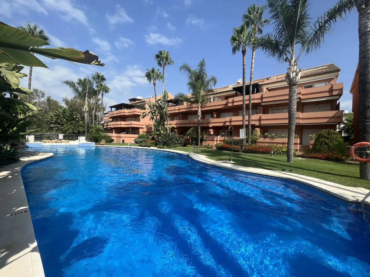 Piscina de Apartament de lloguer en Marbella amb Aire condicionat, Terrassa i Piscina