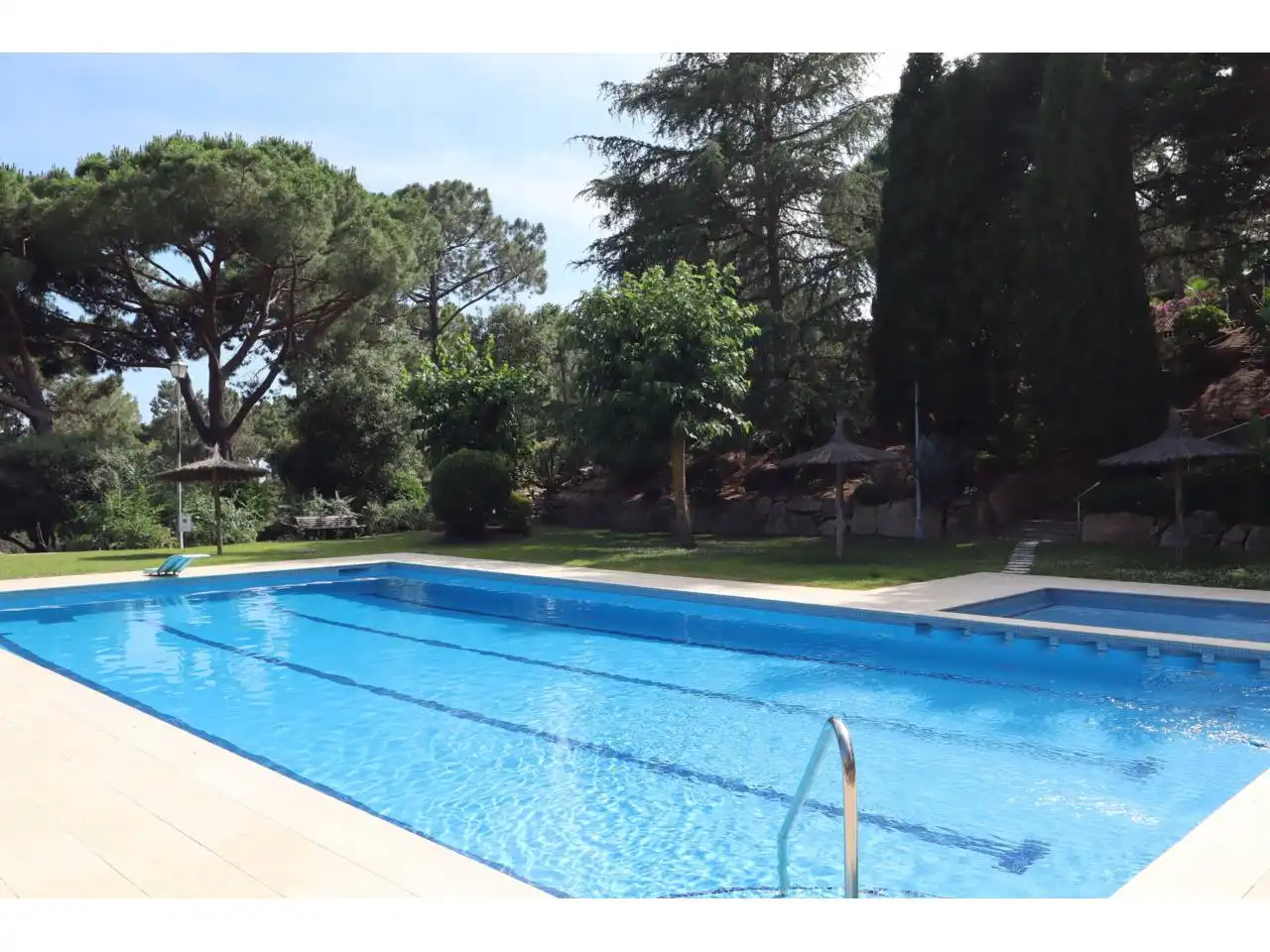 Swimming pool of Detached homes for sale in Lloret de Mar  with Air Conditioner, Heating and Private garden