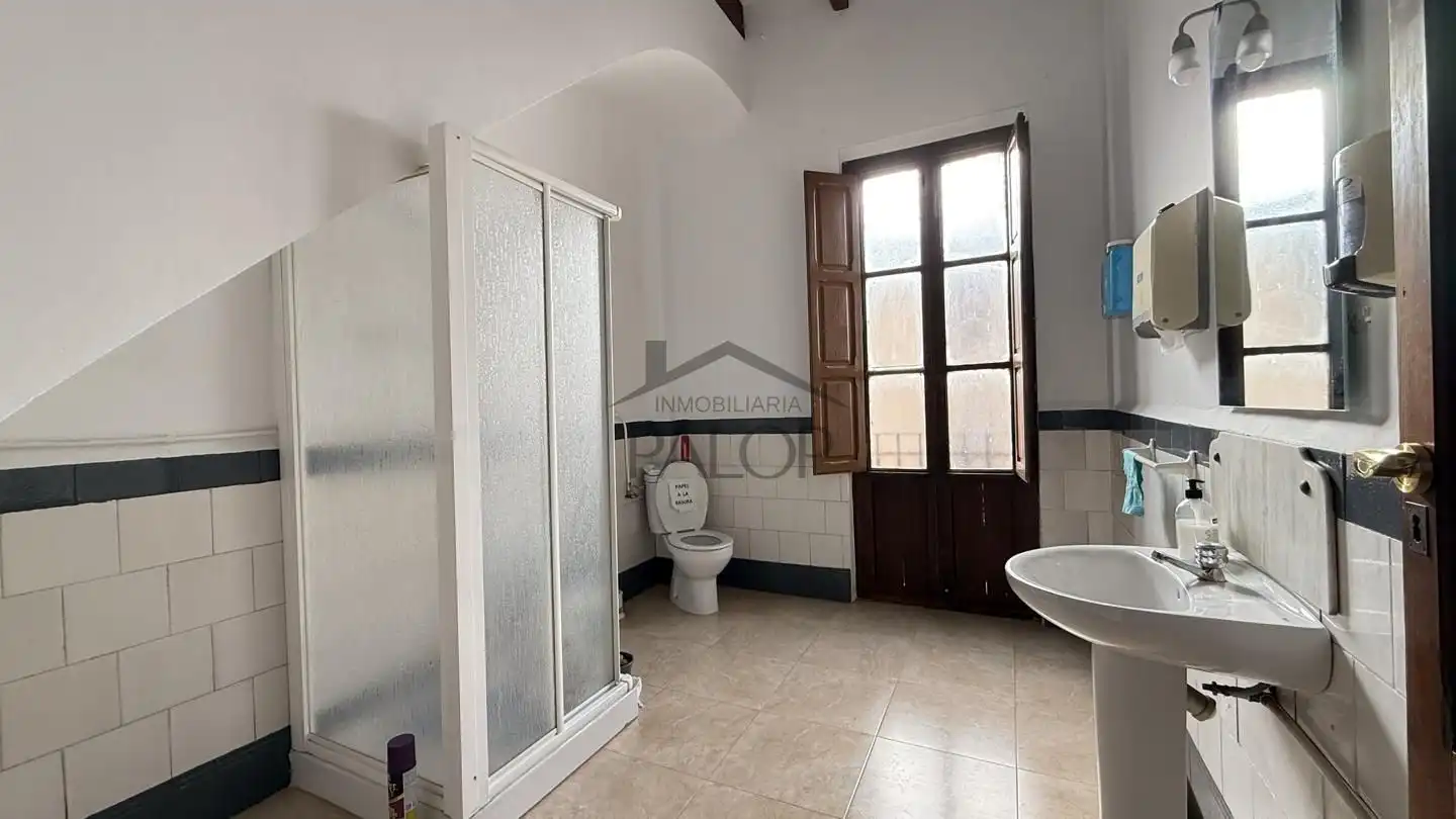 Baño de Nave industrial en venta en La Pobla Llarga