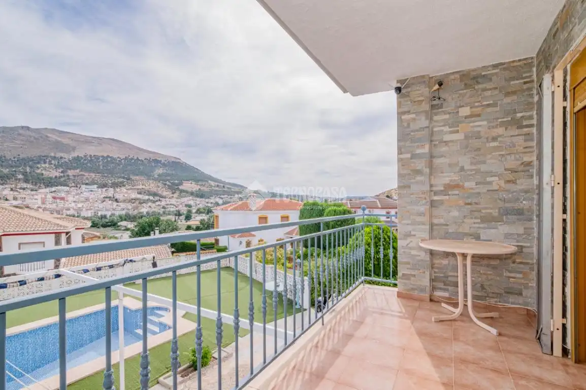 Terrace of Houses for sale in Loja  with Air Conditioner, Terrace and Balcony