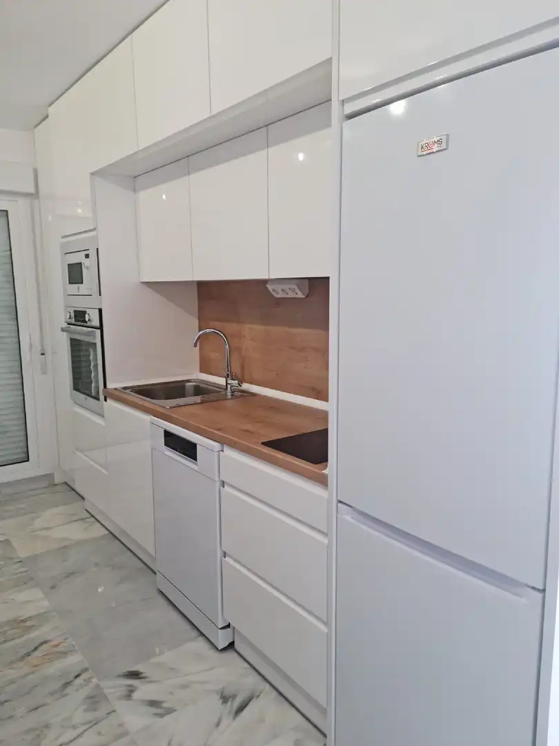 Apartamento con piscina en venta en Playa de Poniente, imagen 3