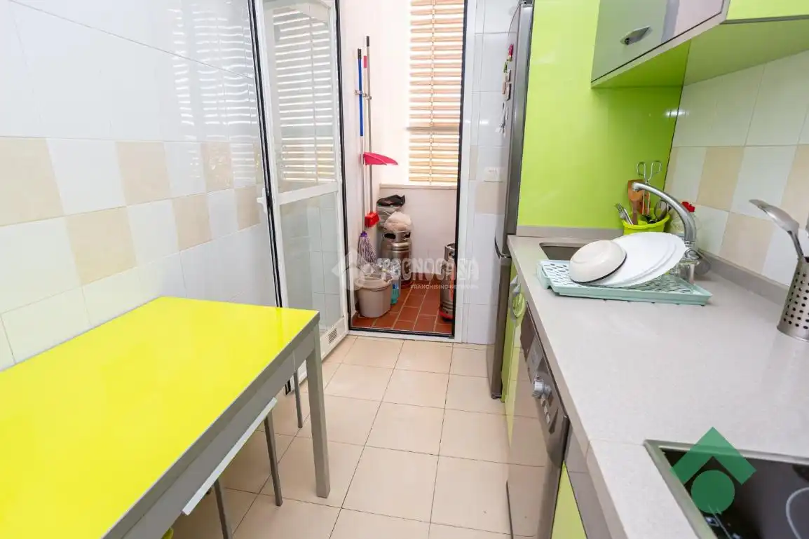 Flat with lift for sale in Av. Oceanía, imagen 8