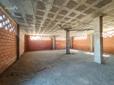Local comercial en venda a Avenida ADOLFO SUAREZ GONZALEZ