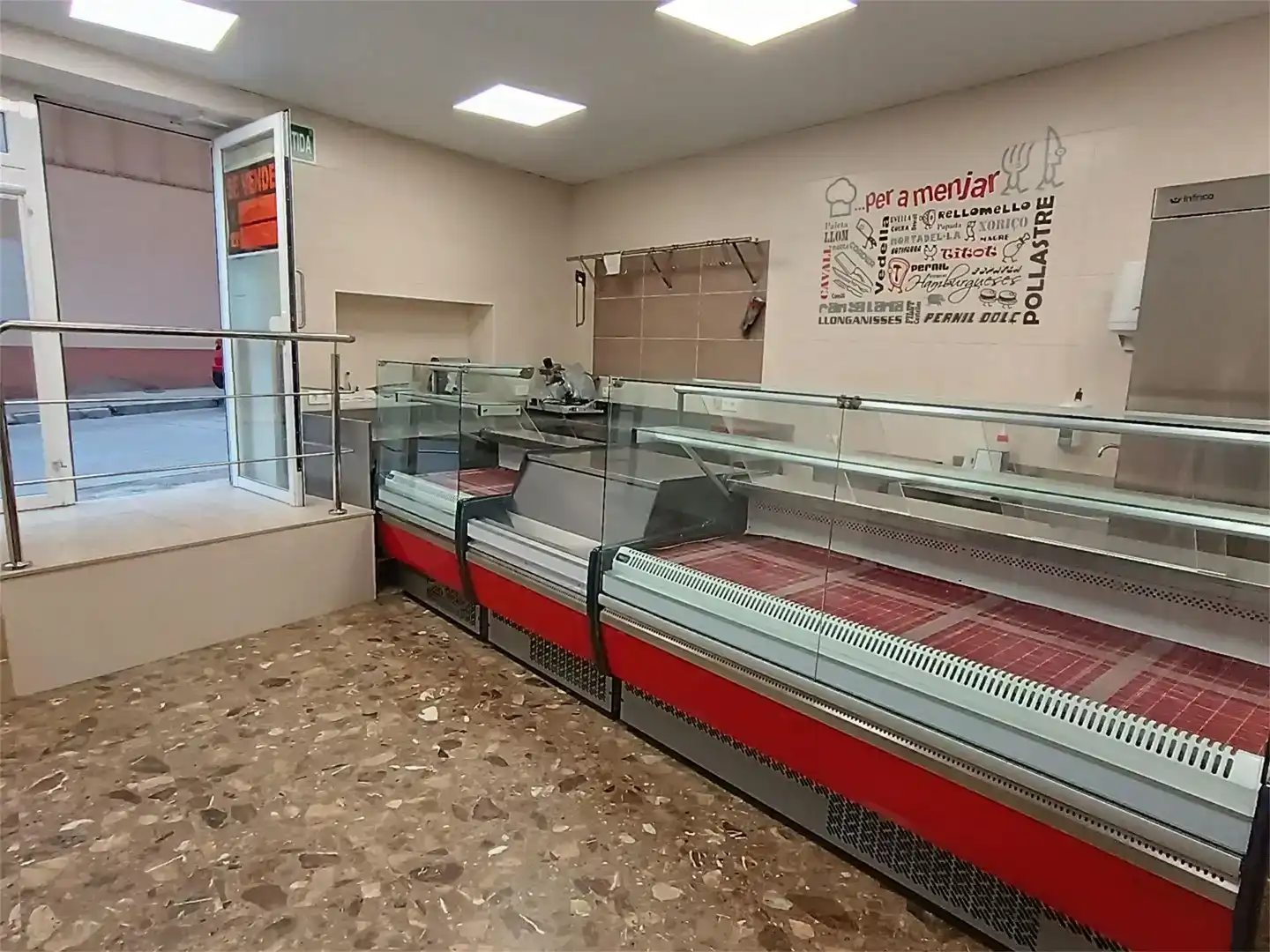 Commercial properties for sale in Alfarràs  with Air Conditioner