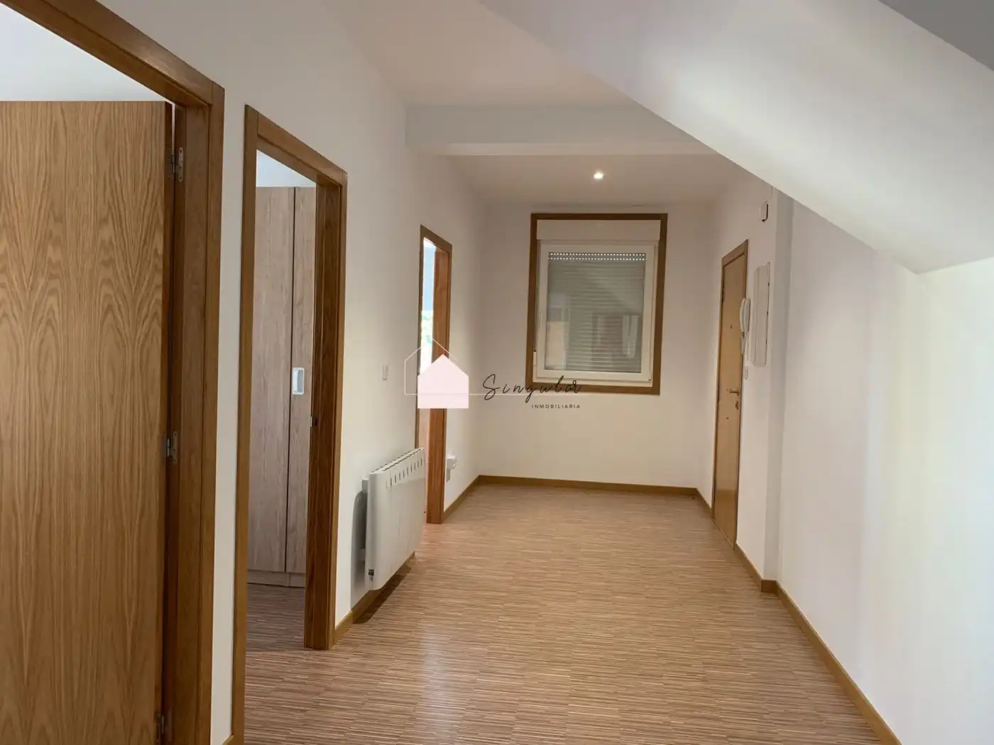 Wohnung zur Miete in Mos mit Heizung, Terrasse und Abstellraum