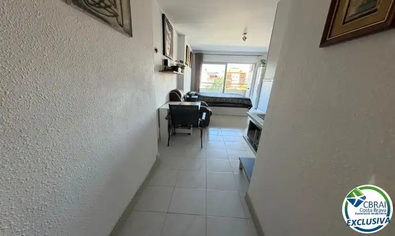 Estudio en venta en Empuriabrava con Calefacción y Amueblado